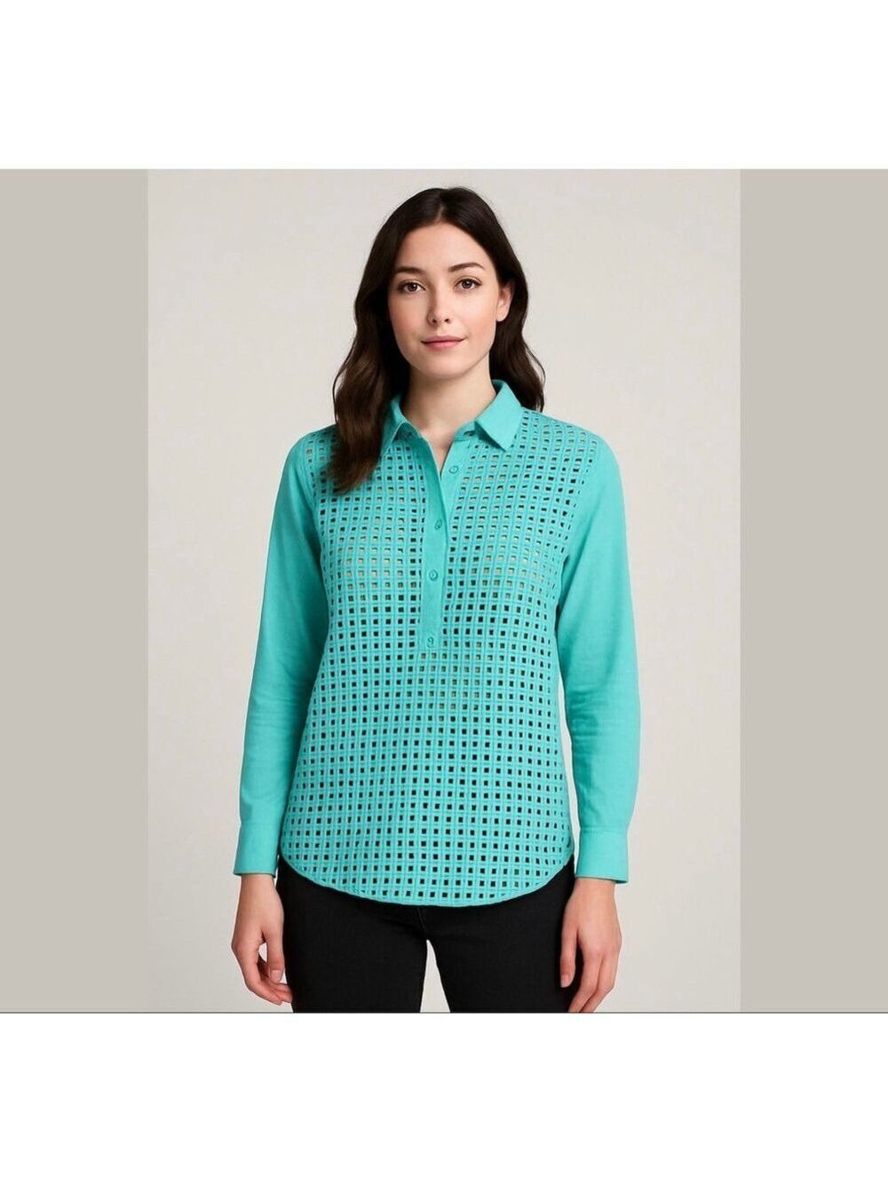 LOFT Softened Aqua Square Eyelet Button Down Shirt - Size M - Geometric Lattice